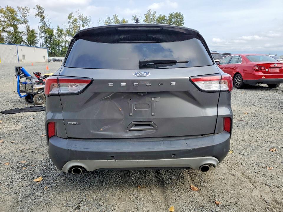 67489736 :رقم المزاد ، 1FMCU0H66MUA32830 vin ، 2021 Ford Escape مزاد بيع