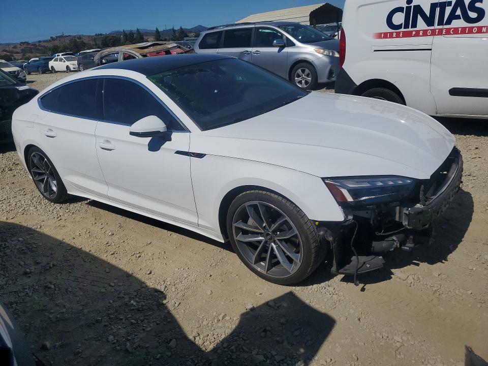 2024 Audi A5 მანქანა იყიდება აუქციონზე, vin: WAUFACF55RA040252, აუქციონის ნომერი: 69446216