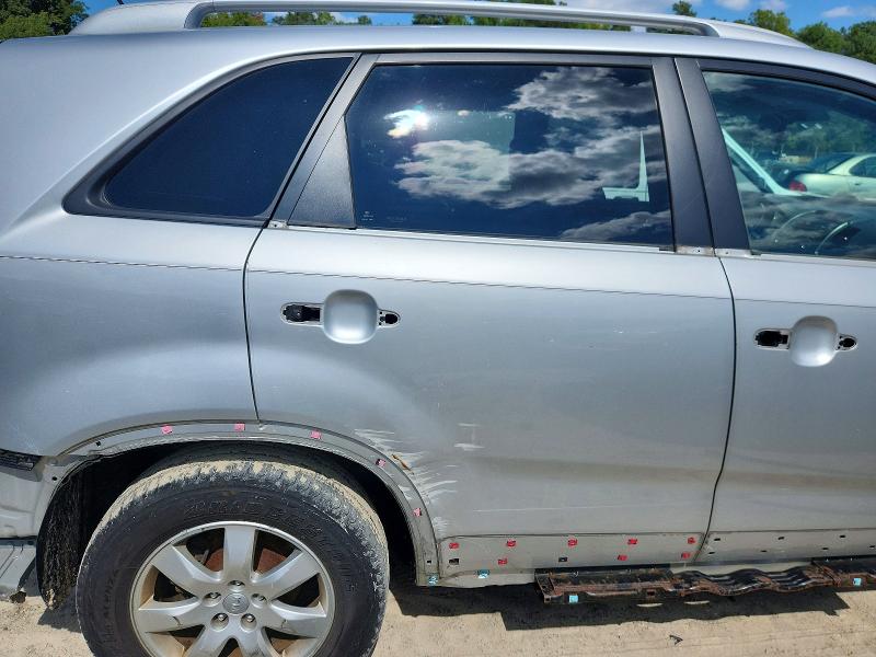 68832986 :رقم المزاد ، 5XYKT4A25DG328795 vin ، 2013 Kia Sorento مزاد بيع