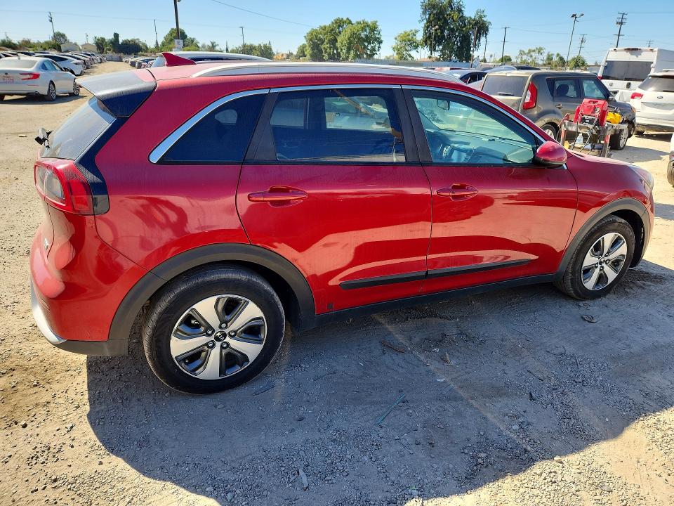 67895286 :رقم المزاد ، KNDCB3LC4K5324170 vin ، 2019 Kia Niro مزاد بيع