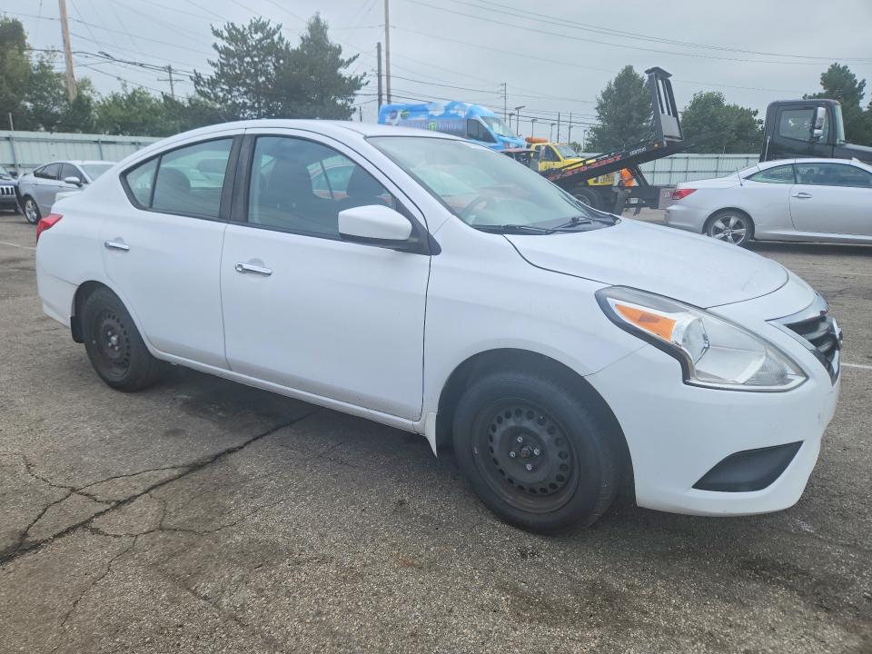 69861016 :رقم المزاد ، 3N1CN7AP9KL879347 vin ، 2019 Nissan Versa مزاد بيع