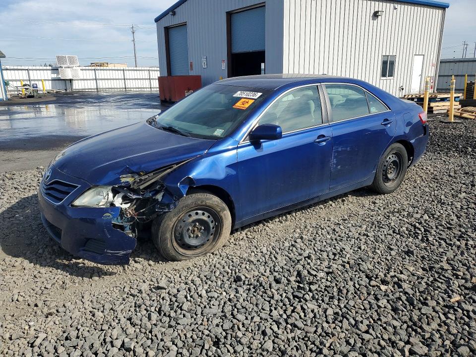 2010 Toyota Camry მანქანა იყიდება აუქციონზე, vin: 4T1BF3EK4AU565568, აუქციონის ნომერი: 70510236