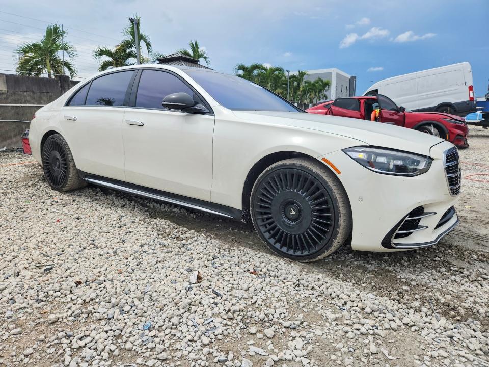 68492826 :رقم المزاد ، W1K6G7GB7PA201006 vin ، 2023 Mercedes-benz S مزاد بيع