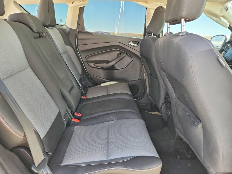 68193906 :رقم المزاد ، 1FMCU0GD4KUB32891 vin ، 2019 Ford Escape مزاد بيع