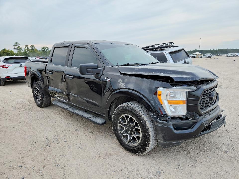 69751256 :رقم المزاد ، 1FTEW1C59NKF03040 vin ، 2022 Ford F150 مزاد بيع
