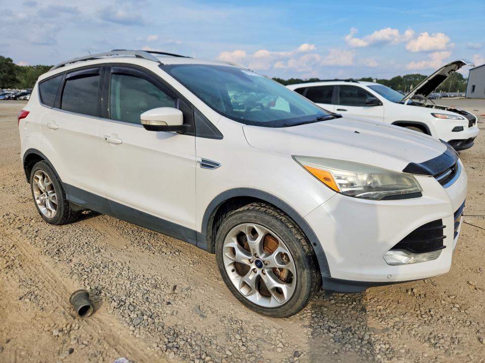 Продажа на аукционе авто 2016 Ford Escape, vin: 1FMCU0J96GUB30667, номер лота: 70977186
