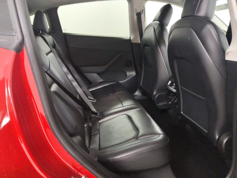 70830906 :رقم المزاد ، 7SAYGDEE4NF481263 vin ، 2022 Tesla Model Y مزاد بيع