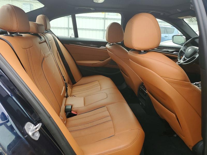 69637476 :رقم المزاد ، WBAJE7C31HG888648 vin ، 2017 Bmw 540 مزاد بيع