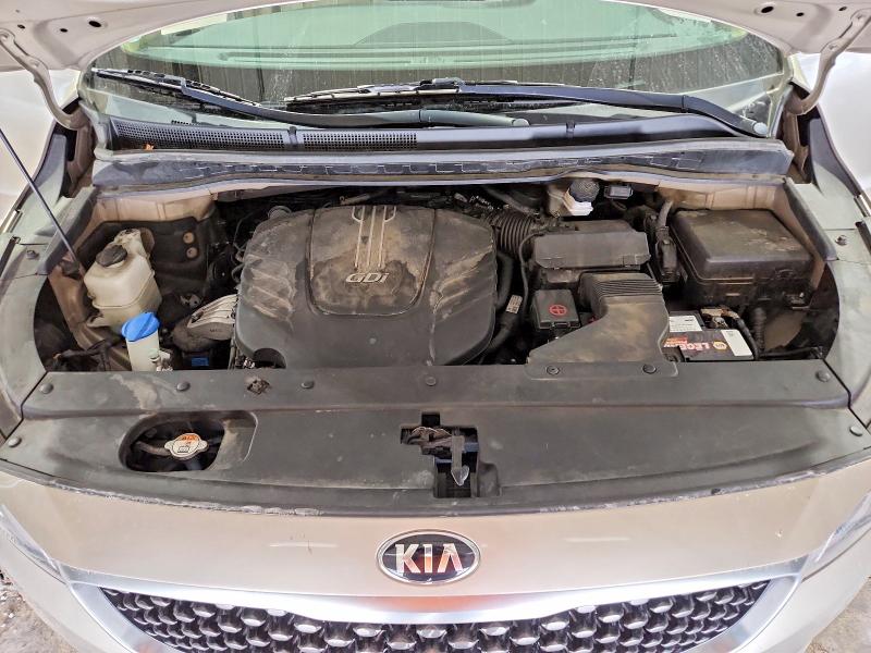 2015 Kia Sedona მანქანა იყიდება აუქციონზე, vin: KNDMC5C18F6019640, აუქციონის ნომერი: 67126696