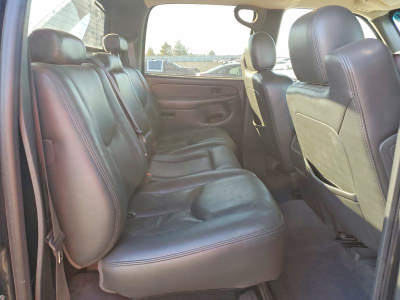 69456806 :رقم المزاد ، 3GNEK12T14G326878 vin ، 2004 Chevrolet Avalanche مزاد بيع