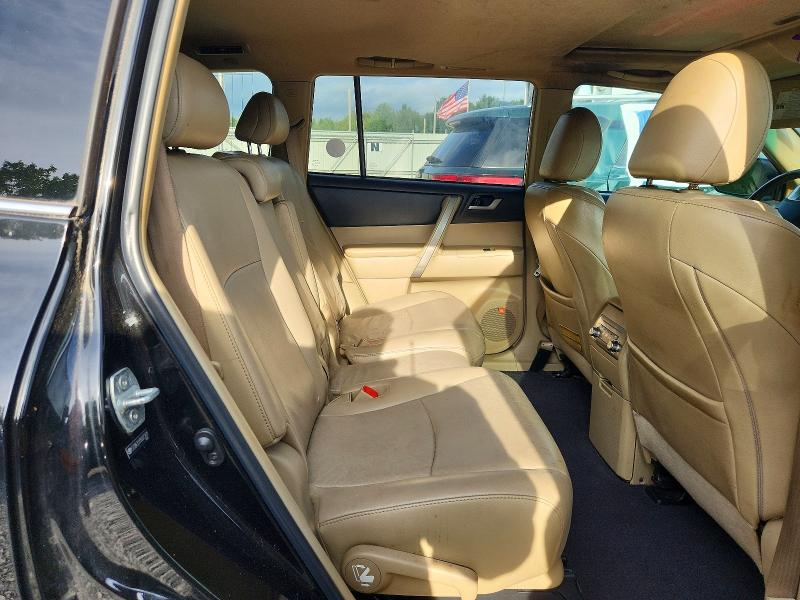 2011 Toyota Highlander მანქანა იყიდება აუქციონზე, vin: 5TDBK3EH7BS072820, აუქციონის ნომერი: 71256856