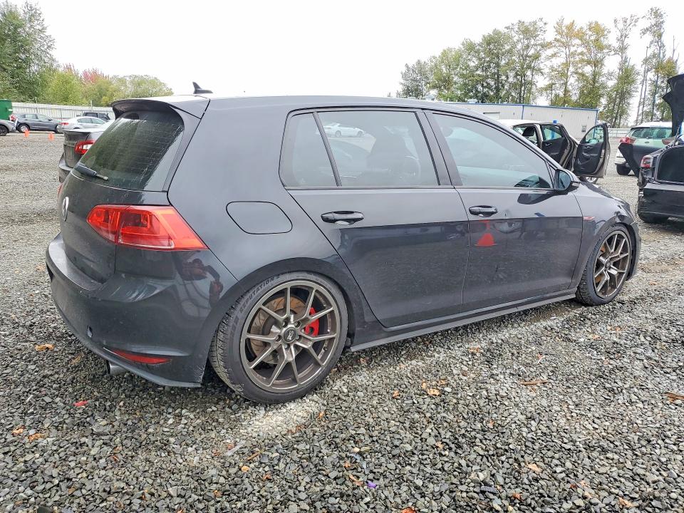 69091936 :رقم المزاد ، 3VW4T7AU4FM022153 vin ، 2015 Volkswagen Gti مزاد بيع