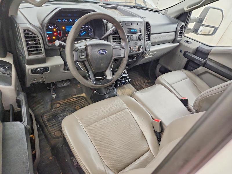 69972576 :رقم المزاد ، 1FTBF2B63HEC27718 vin ، 2017 Ford F250 مزاد بيع