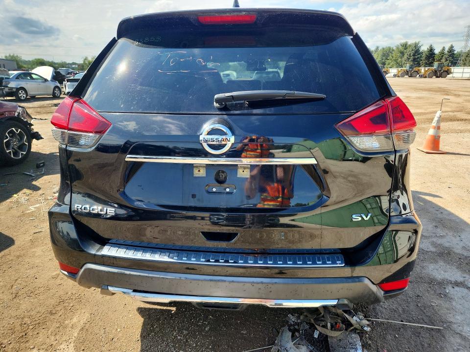 Продажа на аукционе авто 2018 Nissan Rogue, vin: KNMAT2MT2JP553026, номер лота: 68566566