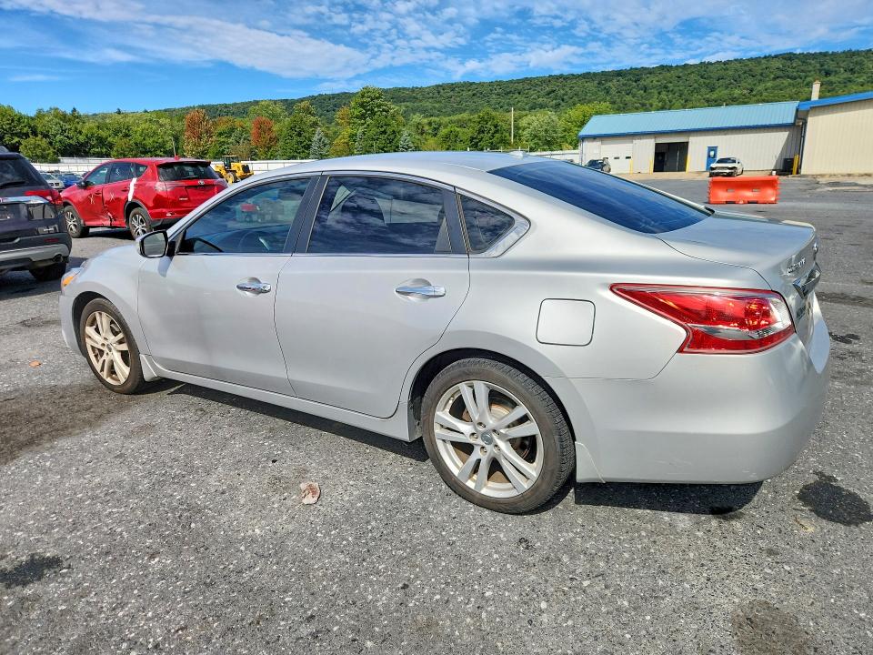 Продажа на аукционе авто 2013 Nissan Altima, vin: 1N4BL3AP0DC159480, номер лота: 70039436