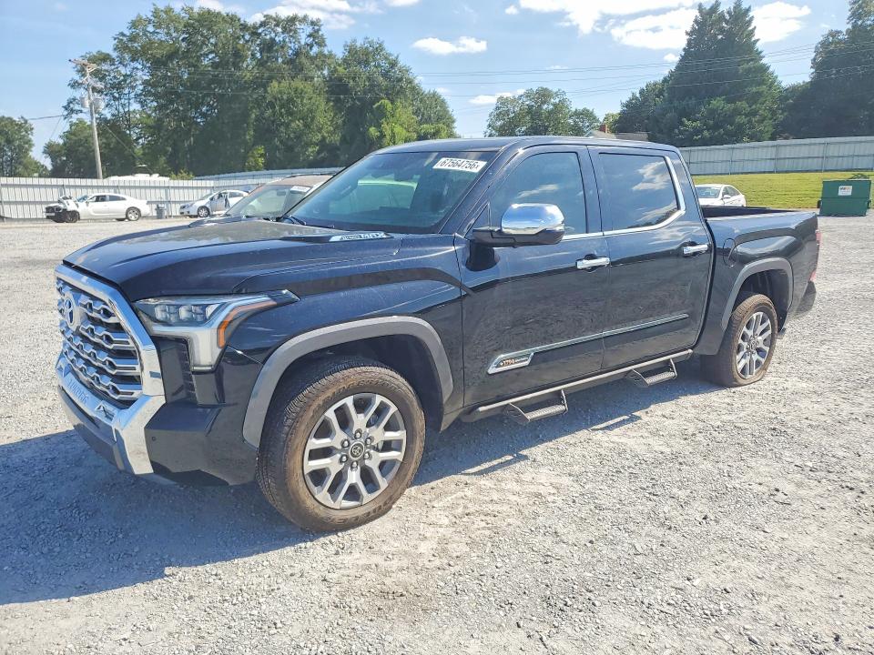 Продажа на аукционе авто 2024 Toyota Tundra, vin: 5TFMC5DBXRX063757, номер лота: 67564756