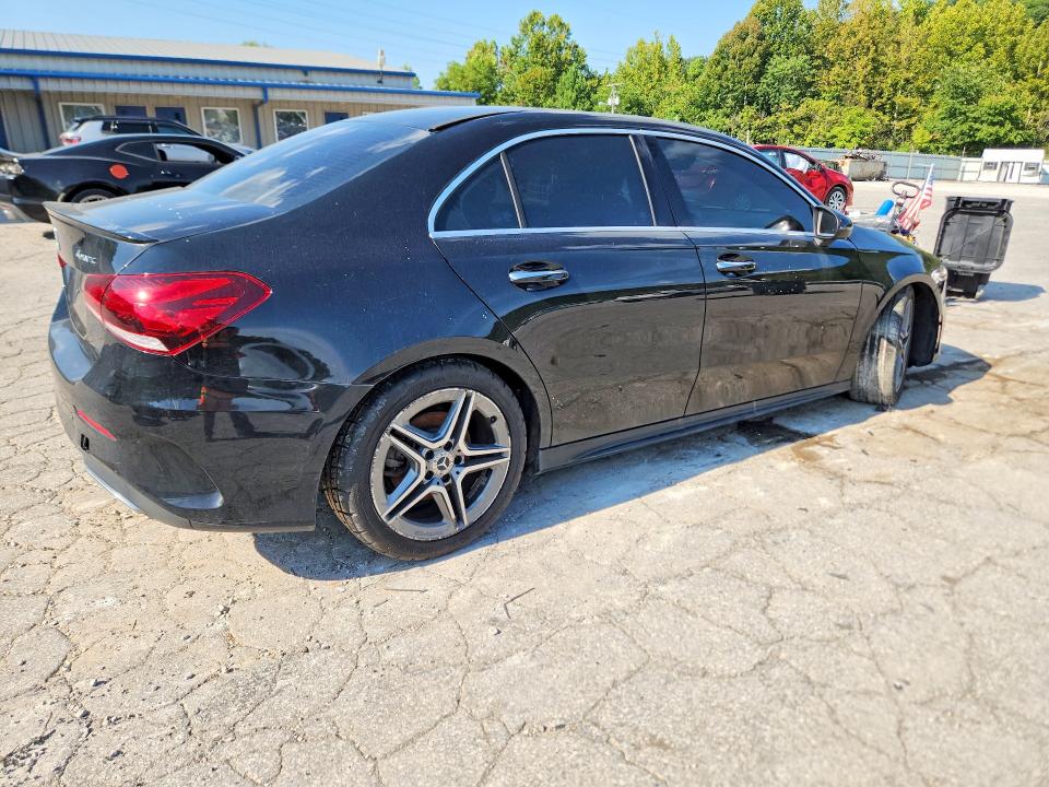 Продажа на аукционе авто 2019 Mercedes-benz A, vin: WDD3G4FB6KW017576, номер лота: 65606106