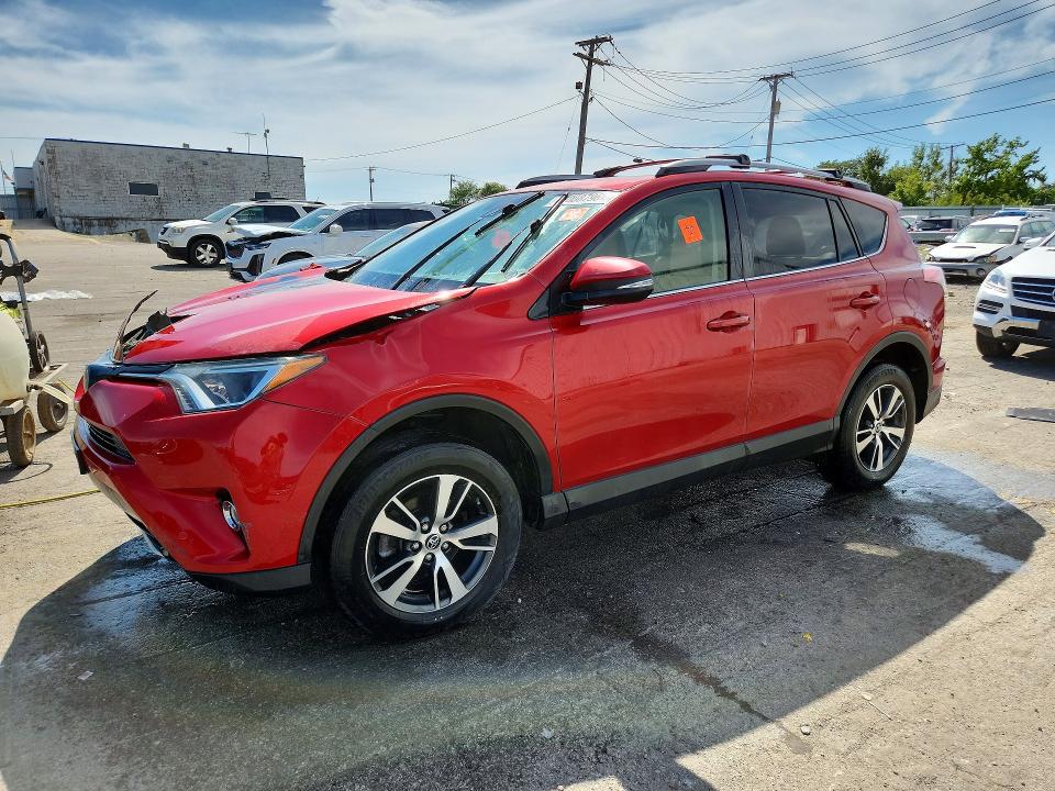 2017 Toyota Rav4 მანქანა იყიდება აუქციონზე, vin: JTMRFREV5HJ108022, აუქციონის ნომერი: 68008796