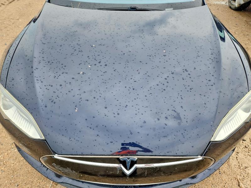 67638336 :رقم المزاد ، 5YJSA1CPXCFP01817 vin ، 2012 Tesla Model S مزاد بيع