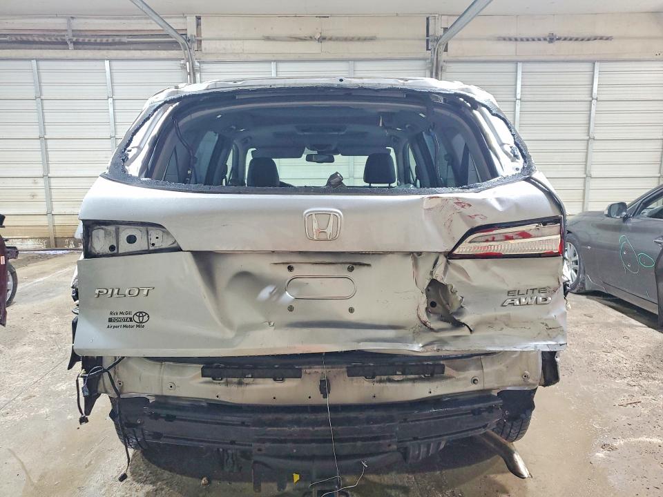 Продаж на аукціоні авто 2016 Honda Pilot, vin: 5FNYF6H07GB037387, номер лоту: 69809816