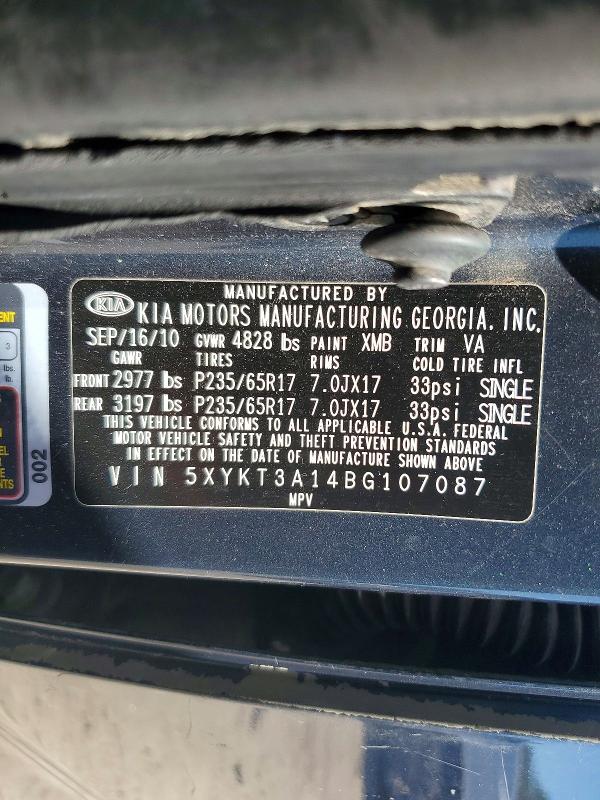 2011 Kia Sorento მანქანა იყიდება აუქციონზე, vin: 5XYKT3A14BG107087, აუქციონის ნომერი: 70849616