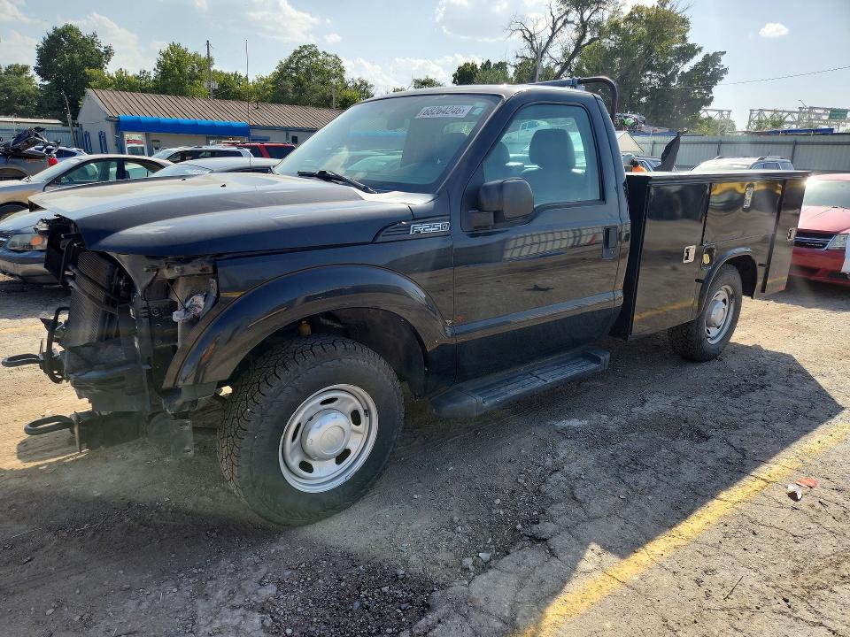 68264246 :رقم المزاد ، 1FDBF2A60EEA27677 vin ، 2014 Ford F250 مزاد بيع