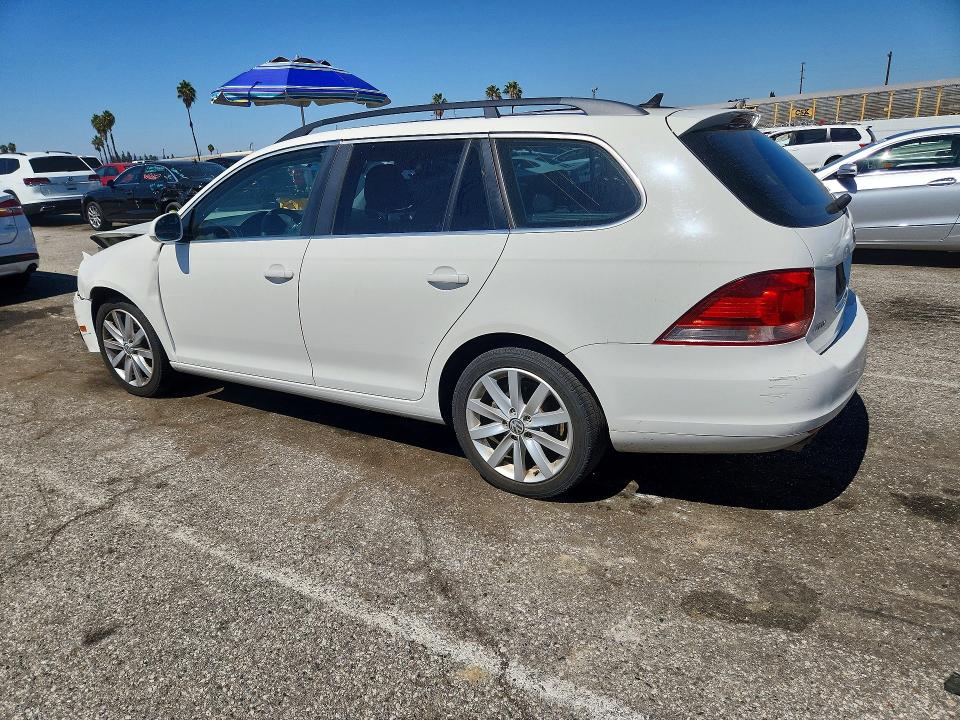 69644976 :رقم المزاد ، 3VWPL7AJ3CM710837 vin ، 2012 Volkswagen Jetta مزاد بيع