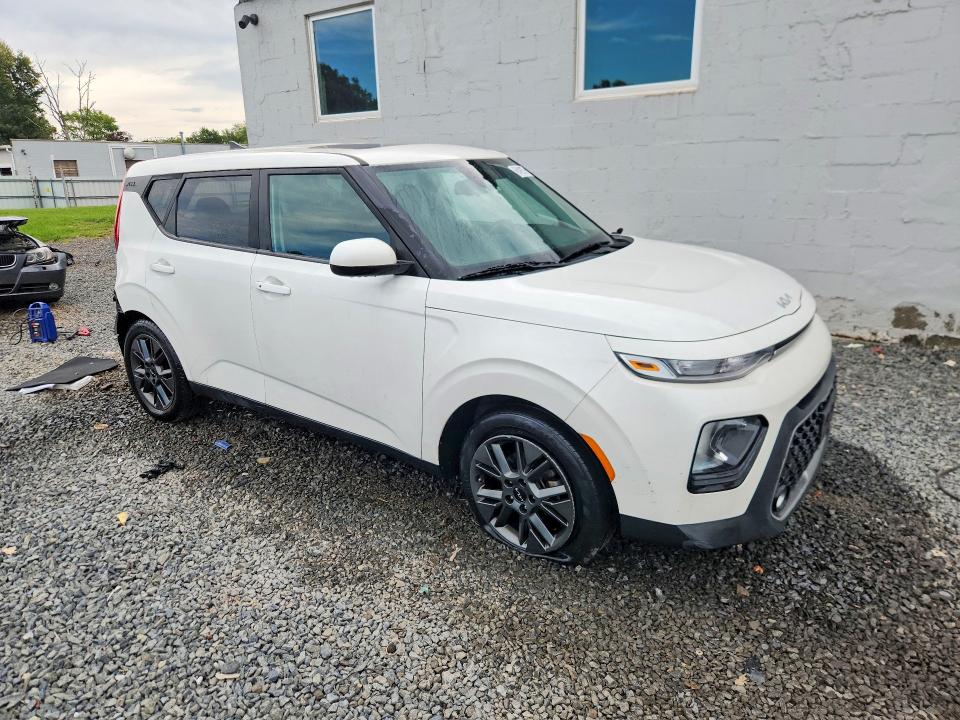 Продажа на аукционе авто 2022 Kia Soul, vin: KNDJ33AU6N7167086, номер лота: 68499276