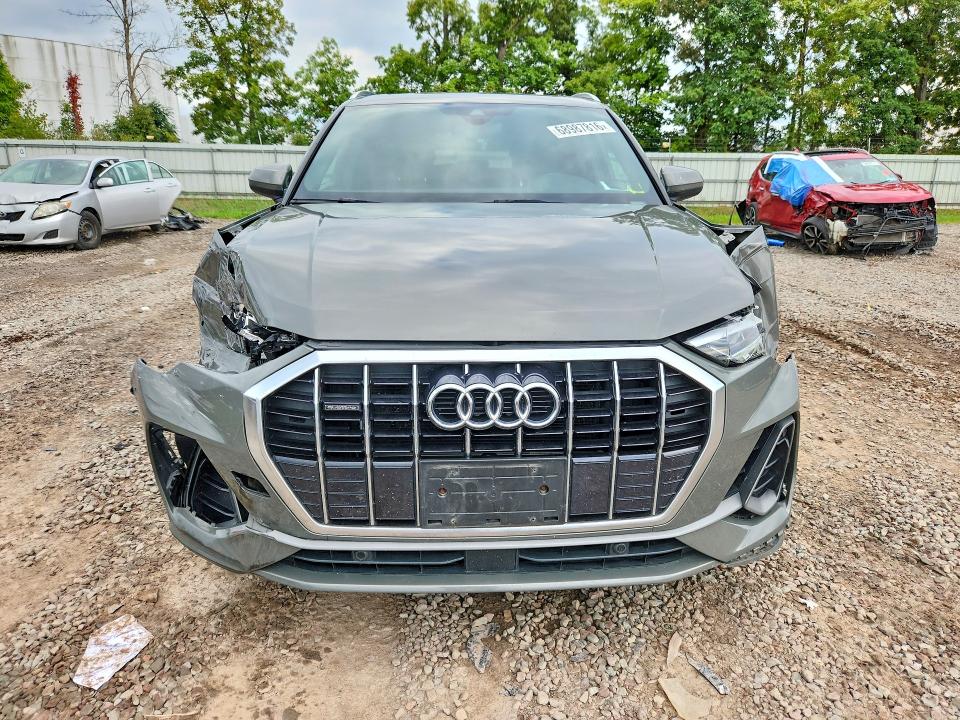 2021 Audi Q3 მანქანა იყიდება აუქციონზე, vin: WA1EECF37M1092597, აუქციონის ნომერი: 68987816