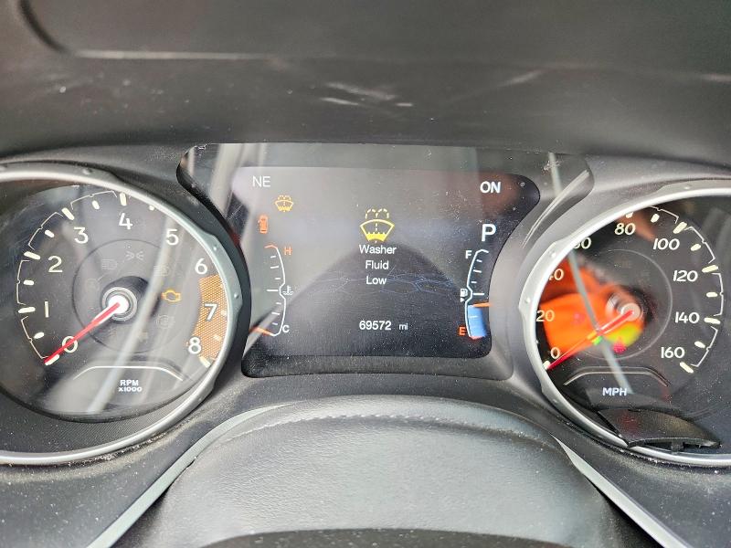 67868416 :رقم المزاد ، 3C4NJDCB7JT400875 vin ، 2018 Jeep Compass مزاد بيع