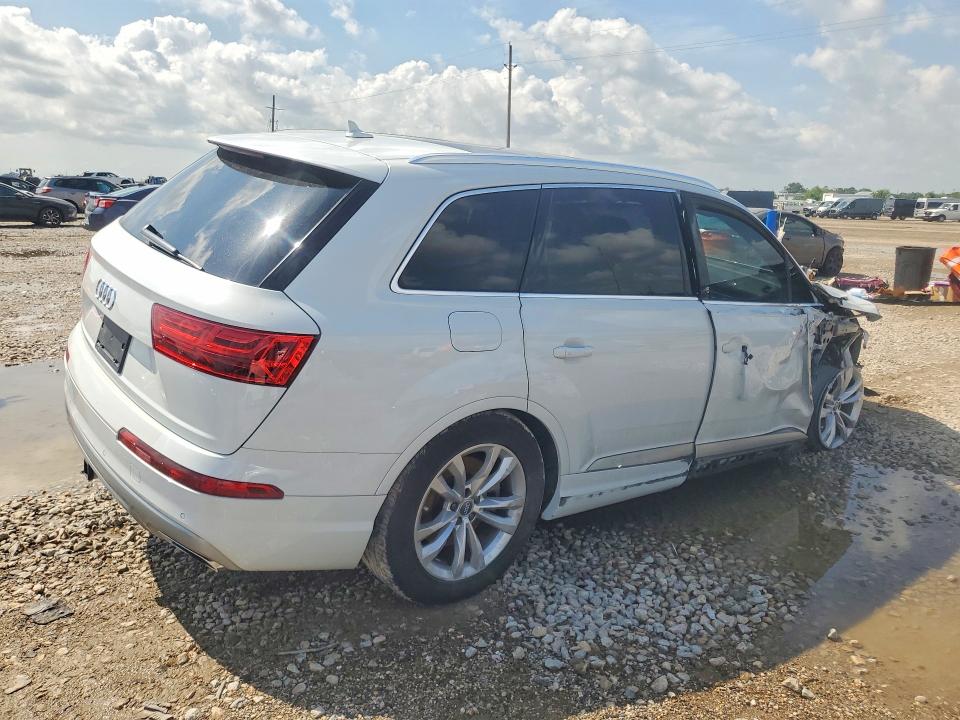 2019 Audi Q7 მანქანა იყიდება აუქციონზე, vin: WA1LAAF74KD010489, აუქციონის ნომერი: 68129636