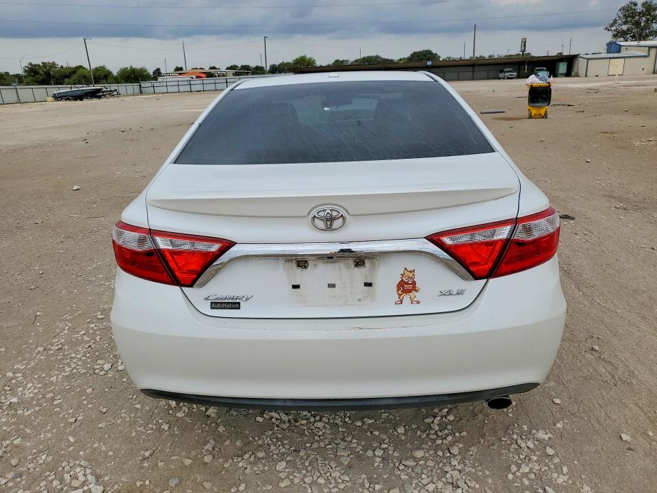 71258916 :رقم المزاد ، 4T1BF1FK3GU163276 vin ، 2016 Toyota Camry مزاد بيع