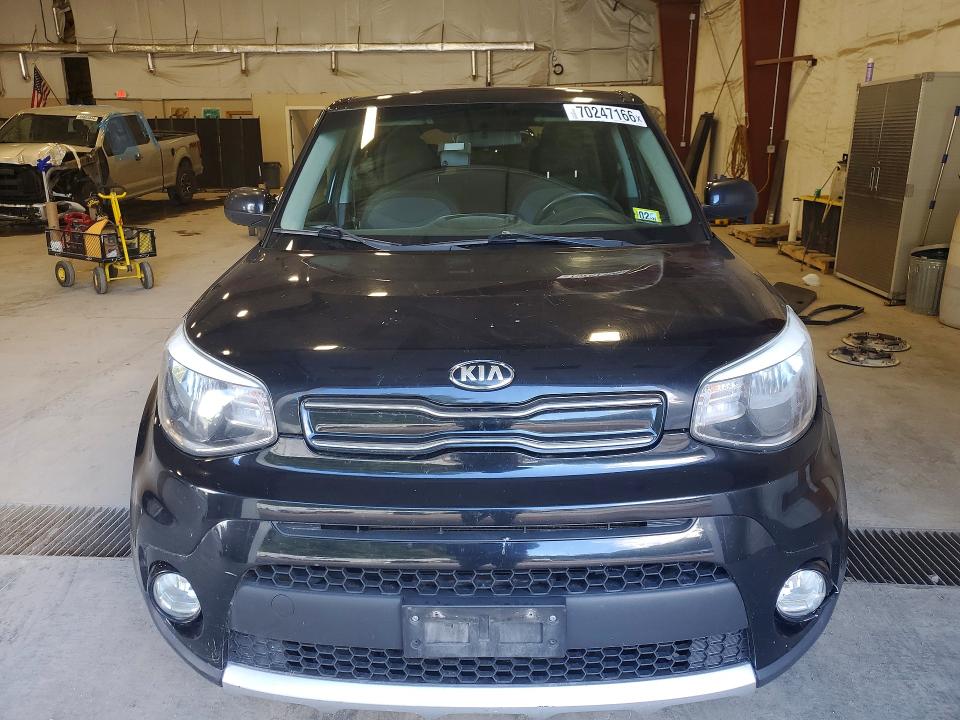 70247166 :رقم المزاد ، KNDJP3A54H7455593 vin ، 2017 Kia Soul مزاد بيع