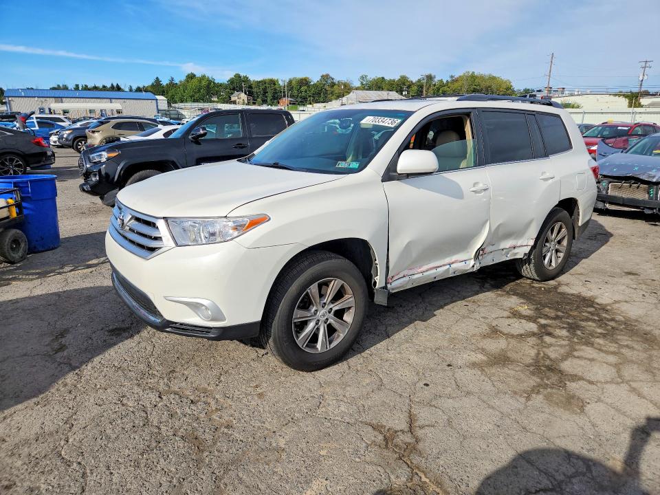 2012 Toyota Highlander მანქანა იყიდება აუქციონზე, vin: 5TDBK3EH5CS132076, აუქციონის ნომერი: 70334736