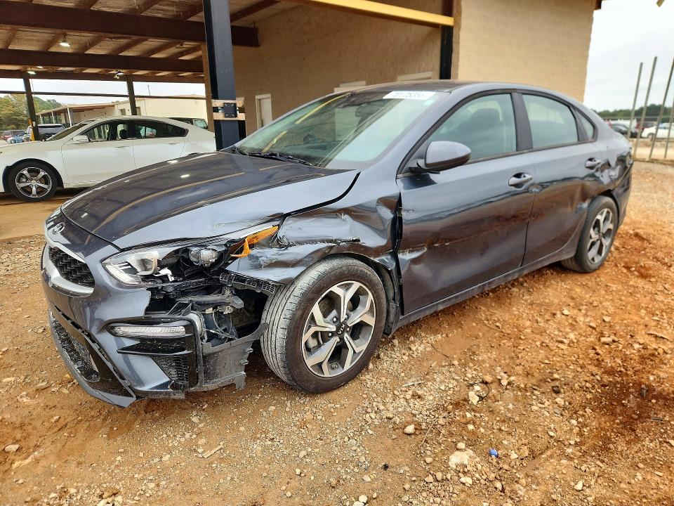 2021 Kia Forte მანქანა იყიდება აუქციონზე, vin: 3KPF24AD6ME371528, აუქციონის ნომერი: 70175356