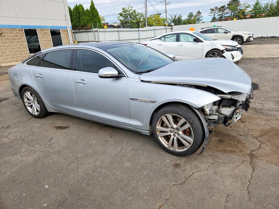 68500606 :رقم المزاد ، SAJWA2GB7BLV20757 vin ، 2011 Jaguar Xjl مزاد بيع