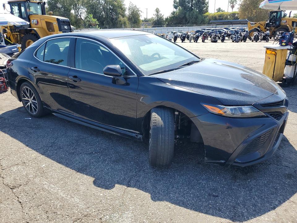 Продаж на аукціоні авто 2023 Toyota Camry, vin: 4T1G11AKXPU794733, номер лоту: 69774026