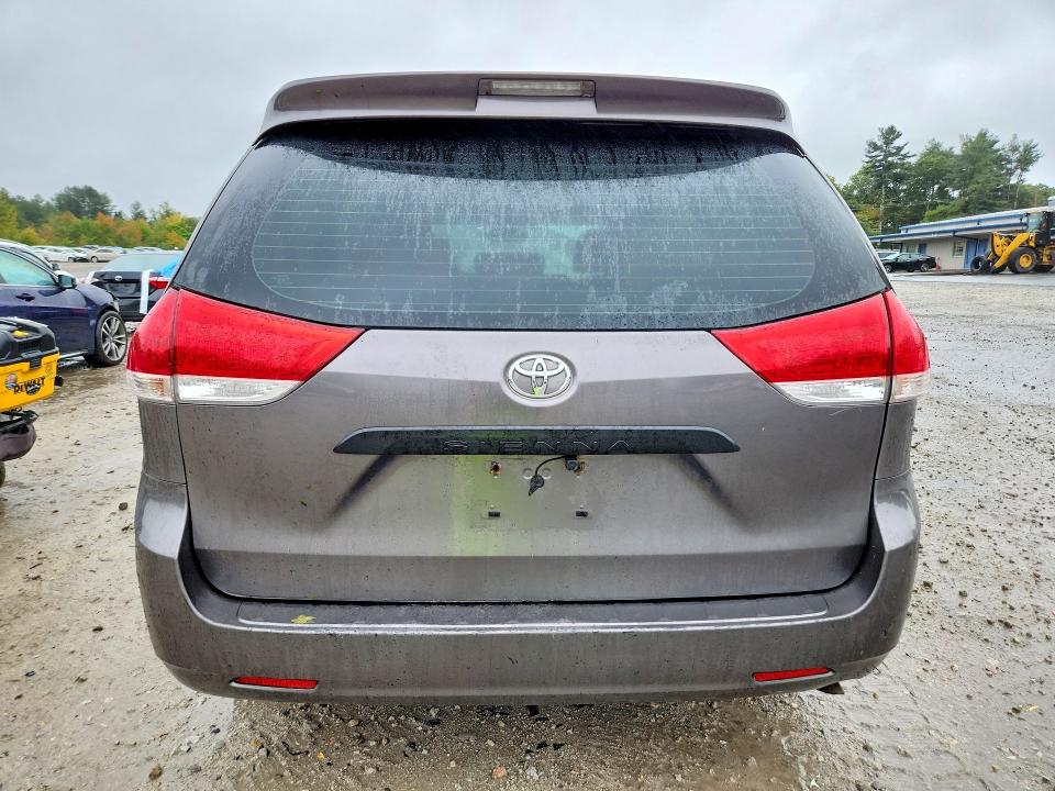 Aukcja sprzedaży 2012 Toyota Sienna, vin: 5TDZK3DC2CS209913, numer aukcji: 70526126
