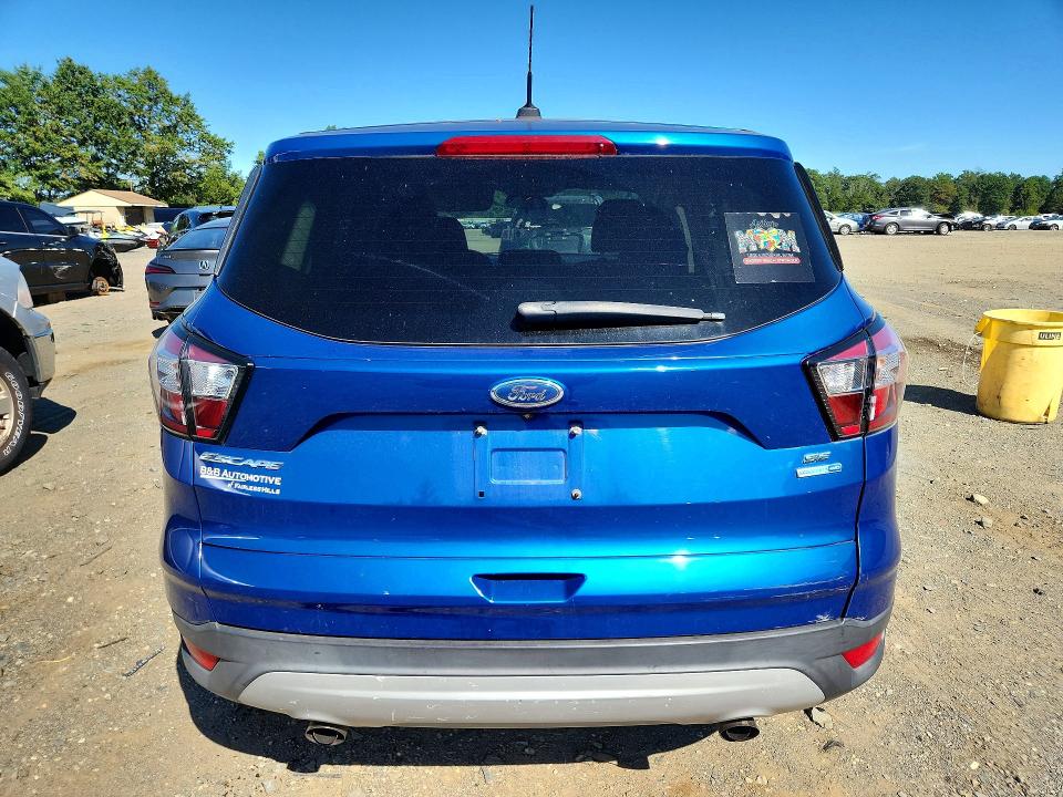 2017 Ford Escape მანქანა იყიდება აუქციონზე, vin: 1FMCU9GDXHUE83270, აუქციონის ნომერი: 68859266