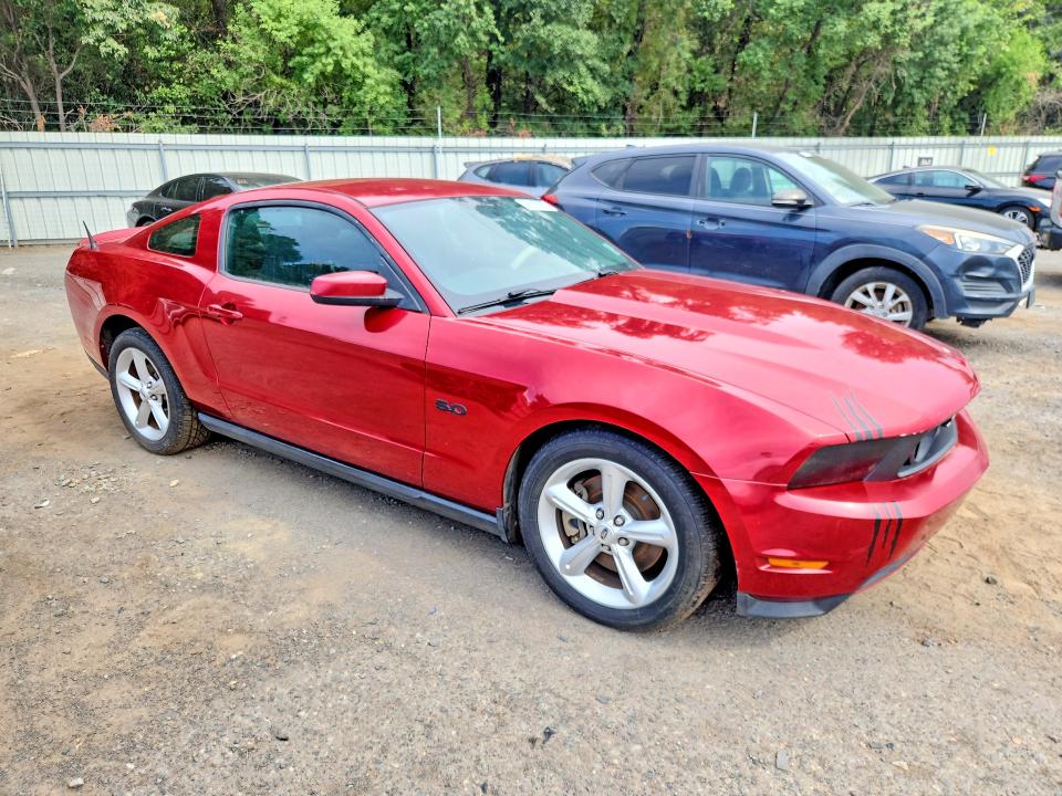 70112296 :رقم المزاد ، 1ZVBP8CF9C5269203 vin ، 2012 Ford Mustang مزاد بيع