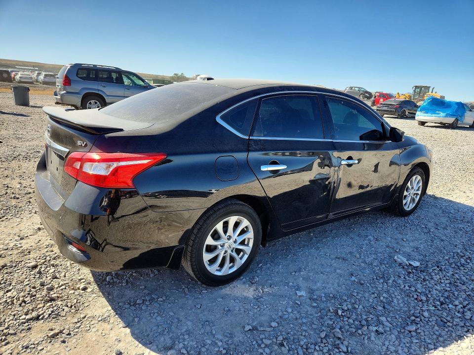 Продаж на аукціоні авто 2018 Nissan Sentra, vin: 3N1AB7AP3JY268621, номер лоту: 67843086