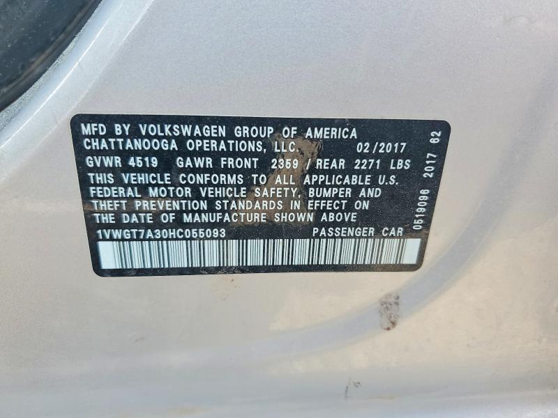 68555236 :رقم المزاد ، 1VWGT7A30HC055093 vin ، 2017 Volkswagen Passat مزاد بيع