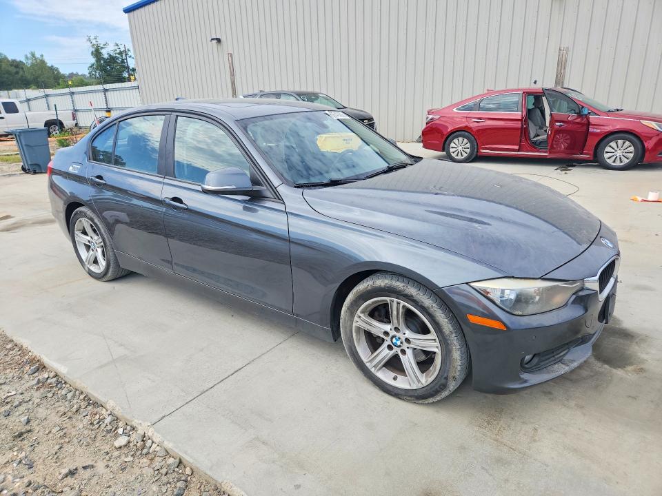69743606 :رقم المزاد ، WBA3C3C55FP664739 vin ، 2015 Bmw 320 مزاد بيع
