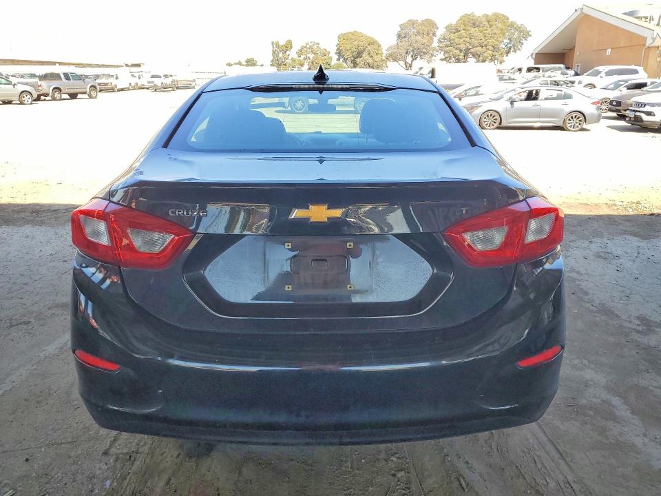2017 Chevrolet Cruze მანქანა იყიდება აუქციონზე, vin: 1G1BE5SM9H7250937, აუქციონის ნომერი: 69165906