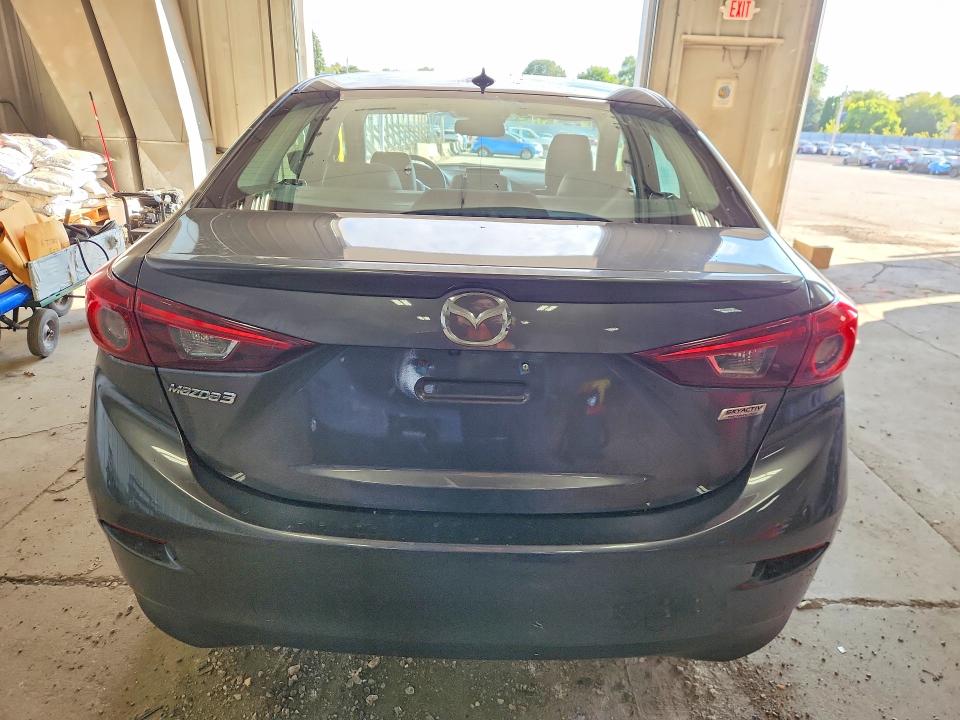Продаж на аукціоні авто 2018 Mazda 3, vin: 3MZBN1W37JM276592, номер лоту: 70350576