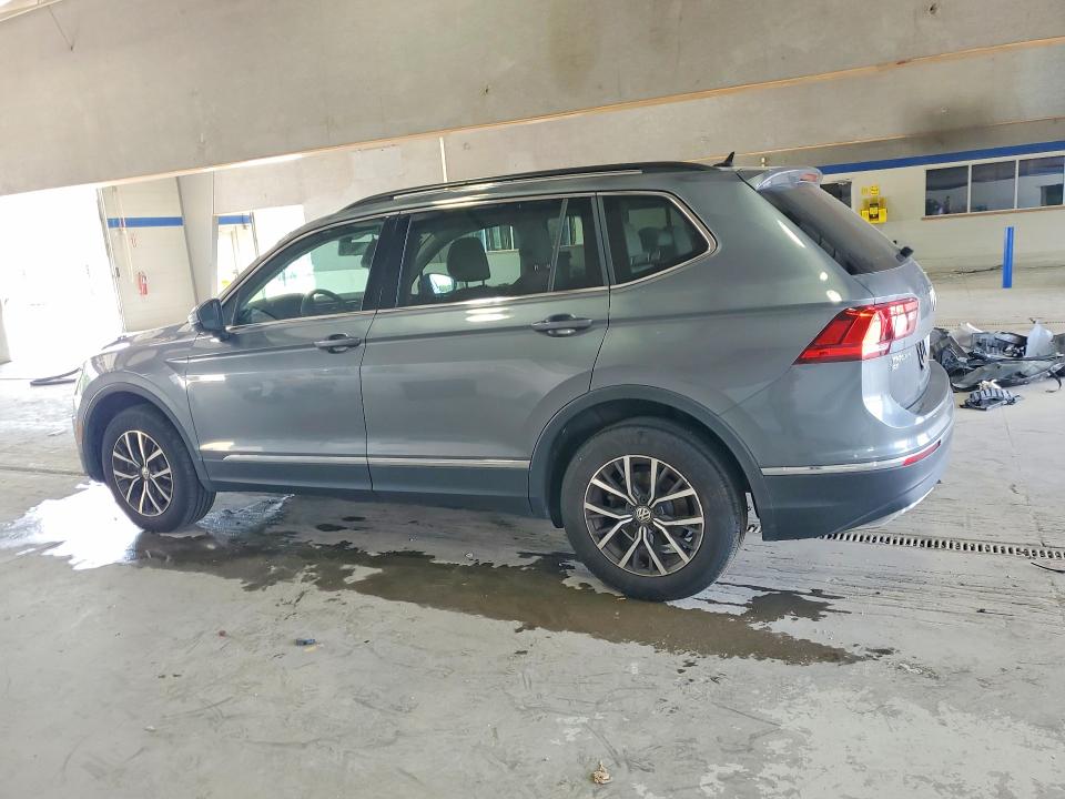 66050606 :رقم المزاد ، 3VV3B7AX0LM087056 vin ، 2020 Volkswagen Tiguan مزاد بيع