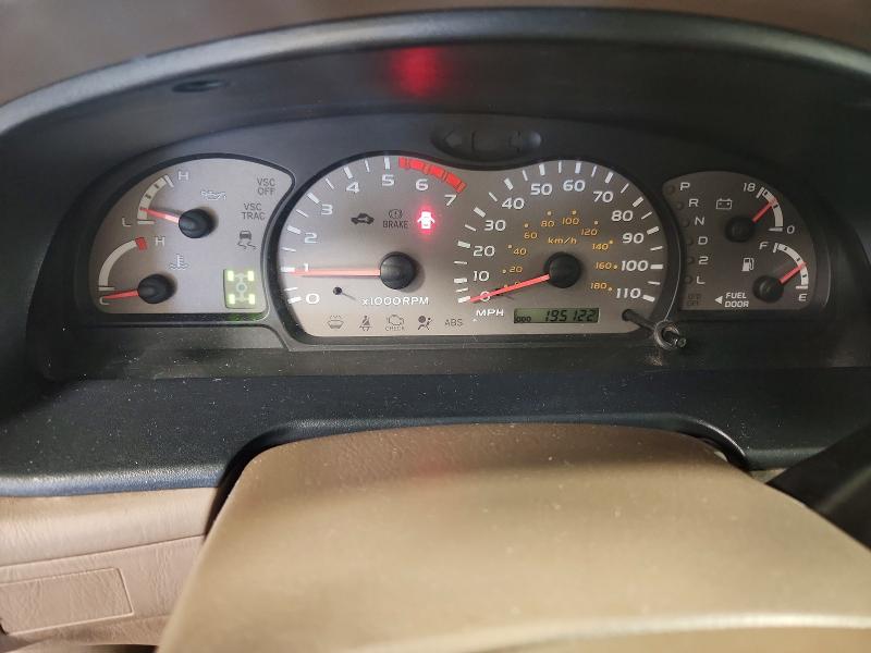 Auction sale of the 2001 Toyota Sequoia, vin: 5TDBT48A51S050685, lot number: 69535946