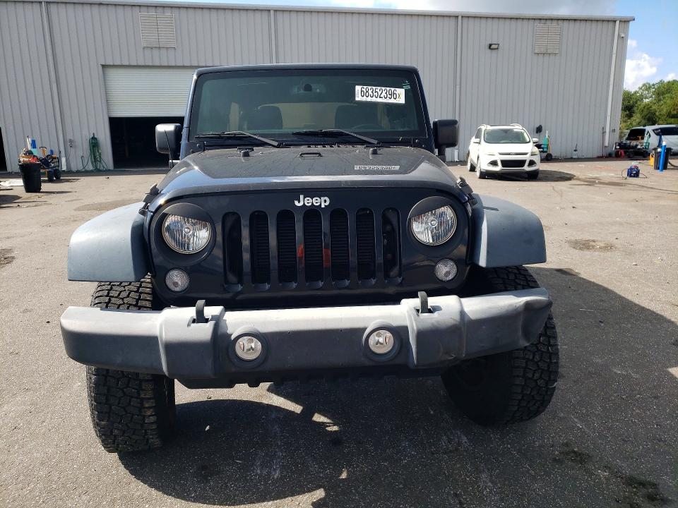 68352396 :رقم المزاد ، 1C4BJWDGXHL605296 vin ، 2017 Jeep Wrangler Unlimited مزاد بيع