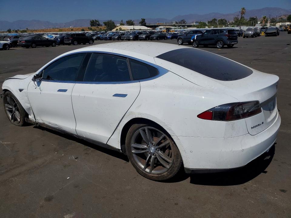Aukcja sprzedaży 2015 Tesla Model S, vin: 5YJSA1S2XFF093372, numer aukcji: 67141636