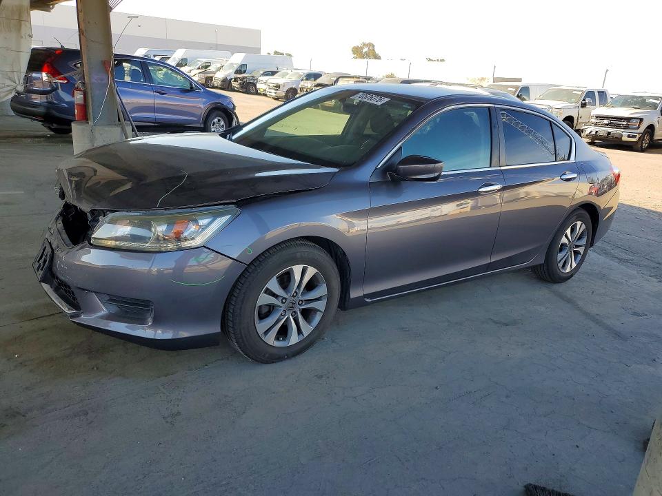 70526376 :رقم المزاد ، 1HGCR2F37FA260688 vin ، 2015 Honda Accord مزاد بيع